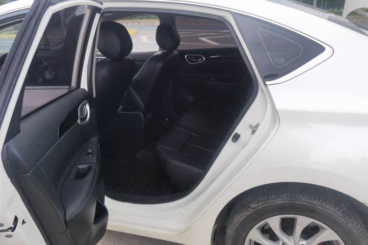 Used Nissan Sylphy 2022 Revised Version Classic 1.6XL CVT Luxury Edition Interior 4