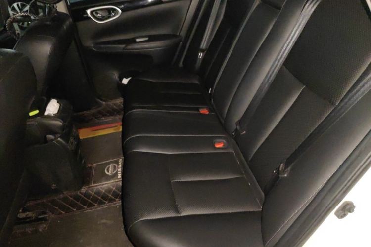 Used Nissan Sylphy 2022 Classic 1.6XL CVT Luxury Edition Interior 4