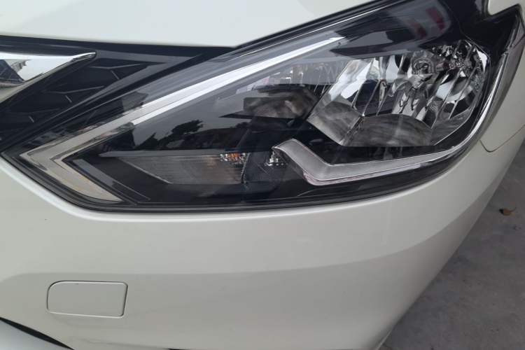 Used Nissan Sylphy 2022 Classic 1.6XE CVT Comfort Edition Left Front Headlight