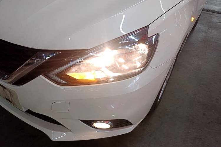 Used Nissan Sylphy 2022 Classic 1.6XL CVT Luxury Edition Left Front Headlight