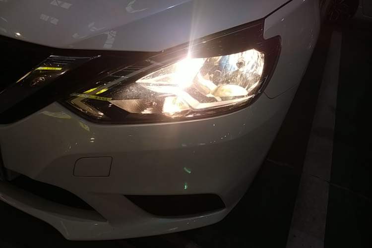 Used Nissan Sylphy 2022 Classic 1.6XE CVT Comfort Edition Left Front Headlight