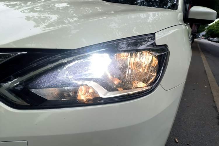 Used Nissan Sylphy 2022 Classic 1.6XE CVT Comfort Edition Left Front Headlight