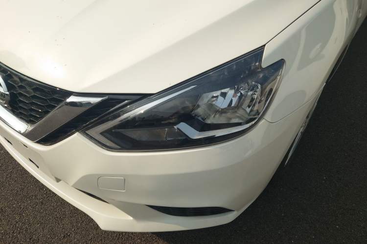 Used Nissan Sylphy 2022 Classic 1.6XE CVT Comfort Edition Left Front Headlight
