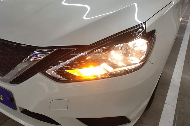 Used Nissan Sylphy 2022 Classic 1.6XE CVT Comfort Edition Left Front Headlight