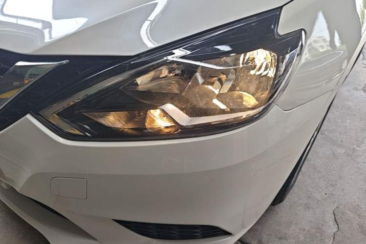 Used Nissan Sylphy 2022 Classic 1.6XE CVT Comfort Edition Left Front Headlight