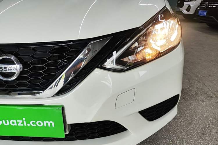 Used Nissan Sylphy 2022 Classic 1.6XE CVT Comfort Edition Left Front Headlight