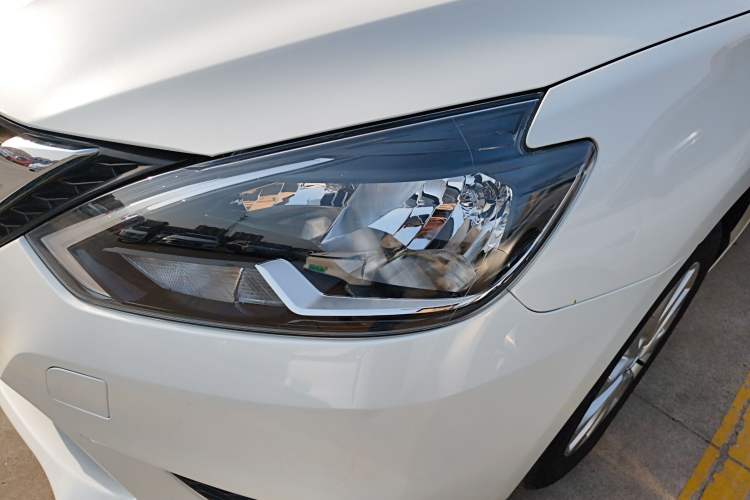 Used Nissan Sylphy 2022 Classic 1.6XE CVT Comfort Edition Left Front Headlight