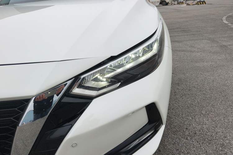 Used Nissan Sylphy 2022 1.6L XL CVT Smart Enjoyment Version Left Front Headlight
