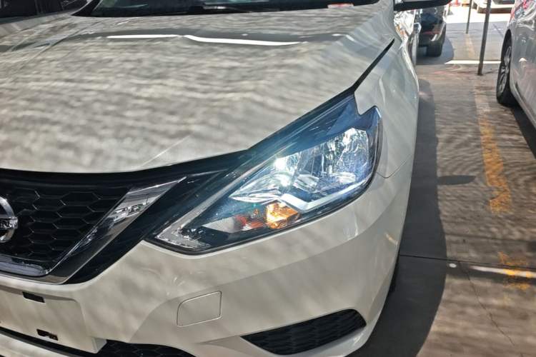 Used Nissan Sylphy 2022 Classic 1.6XE CVT Comfort Edition Left Front Headlight