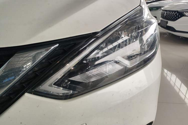 Used Nissan Sylphy 2022 Classic 1.6XL CVT Luxury Edition Left Front Headlight