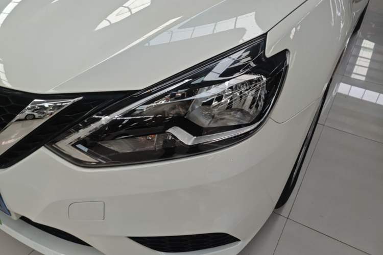 Used Nissan Sylphy 2022 Classic 1.6XE CVT Comfort Edition Left Front Headlight