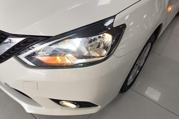 Used Nissan Sylphy 2022 Classic 1.6XL CVT Luxury Edition Left Front Headlight