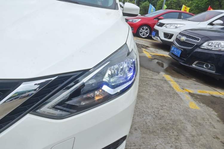 Used Nissan Sylphy 2022 Classic 1.6XE CVT Comfort Edition Left Front Headlight
