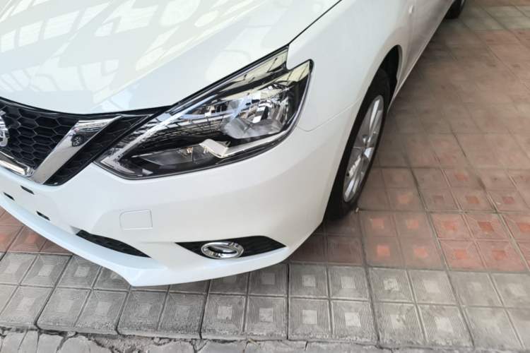 Used Nissan Sylphy 2022 Classic 1.6XE CVT Comfort Edition Left Front Headlight