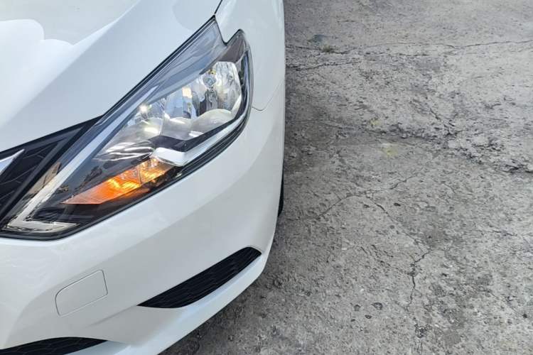 Used Nissan Sylphy 2022 Classic 1.6XE CVT Comfort Edition Left Front Headlight