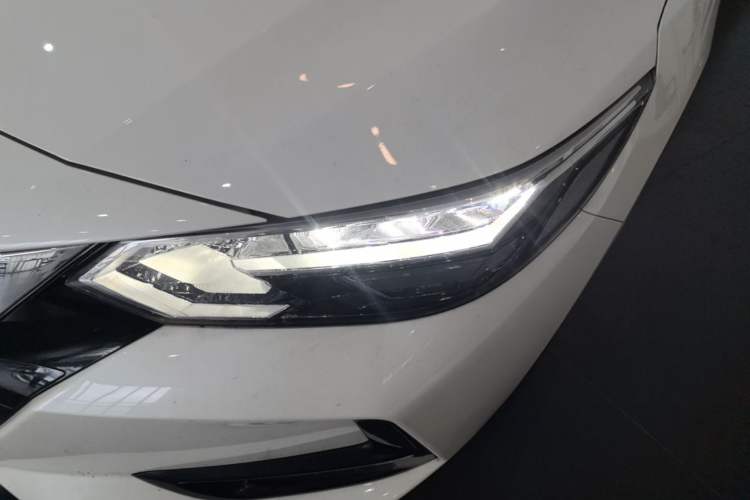 Used Nissan Sylphy 2022 Electric-Drive e-POWER Super Connect PLUS Left Front Headlight