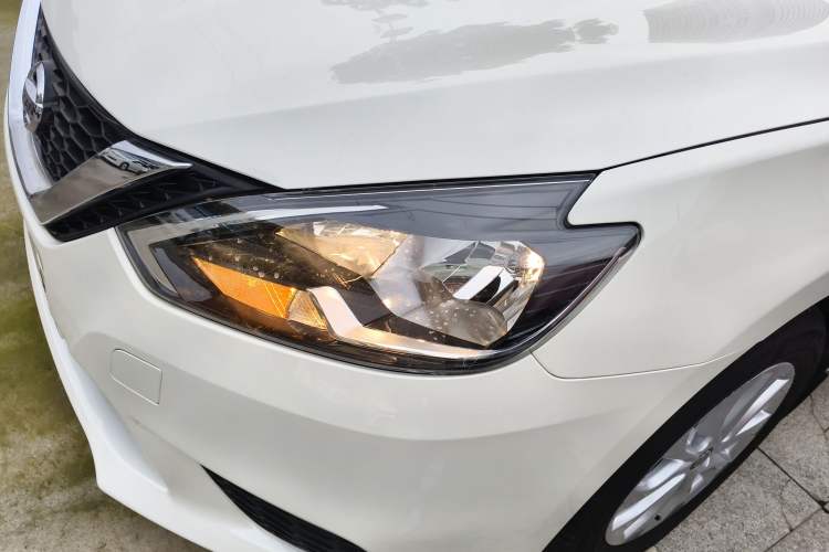 Used Nissan Sylphy 2022 Classic 1.6XE CVT Comfort Edition Left Front Headlight