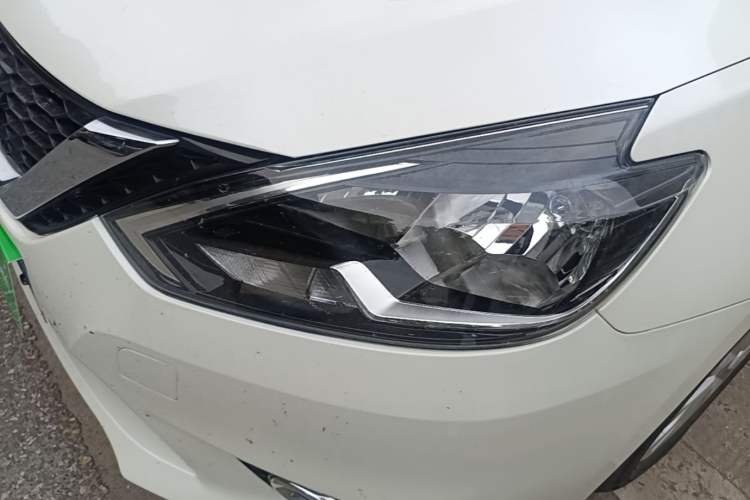 Used Nissan Sylphy 2022 Revised Version Classic 1.6XL CVT Luxury Edition Left Front Headlight