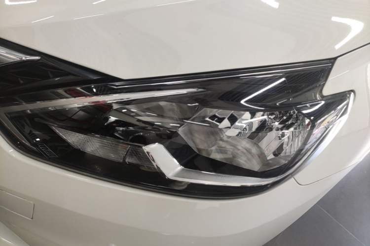 Used Nissan Sylphy 2022 Classic 1.6XE CVT Comfort Edition Left Front Headlight