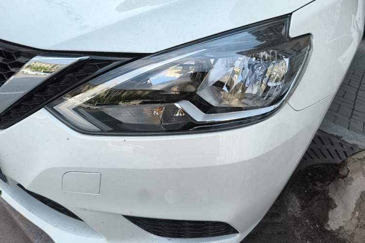 Used Nissan Sylphy 2022 Classic 1.6XE Manual Comfort Edition Left Front Headlight