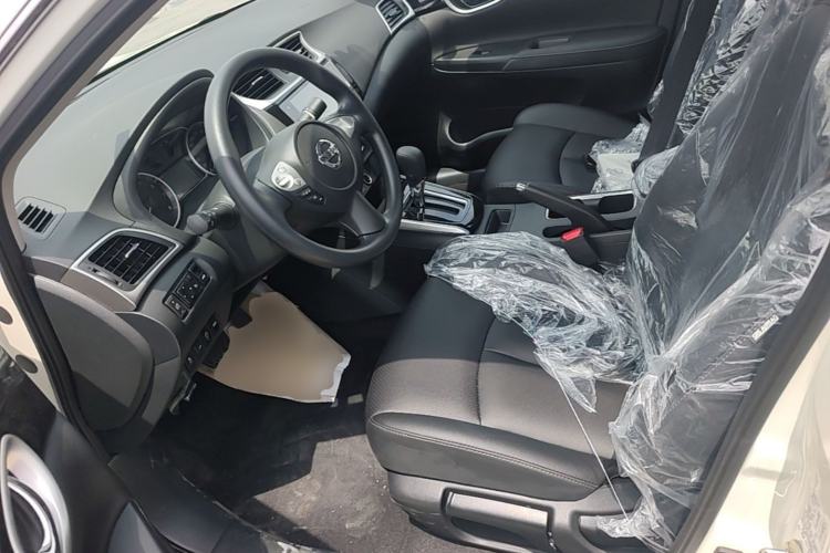 Used Nissan Sylphy 2022 Classic 1.6XL CVT Luxury Edition Left Front Seat
