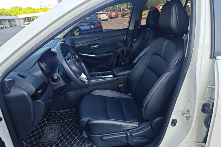 Used Nissan Sylphy 2022 1.6L XL CVT Enjoyment Edition Left Front Seat