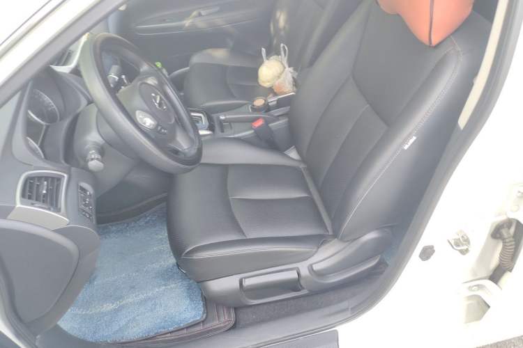 Used Nissan Sylphy 2022 Classic 1.6XL CVT Luxury Edition Left Front Seat