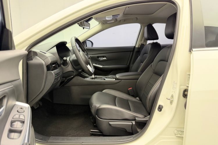 Used Nissan Sylphy 2022 1.6L XL CVT Enjoyment Edition Left Front Seat