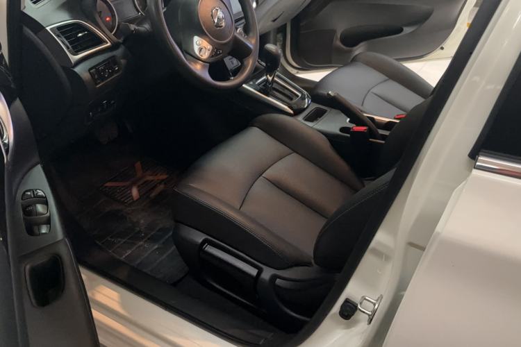 Used Nissan Sylphy 2022 Classic 1.6XL CVT Luxury Edition Left Front Seat