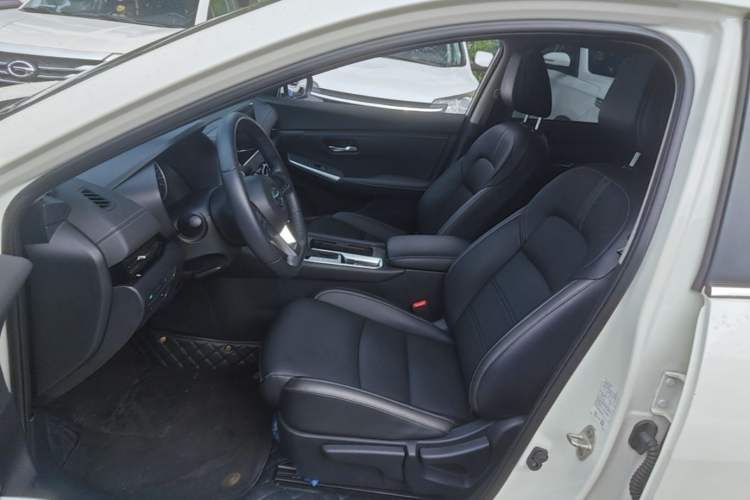 Used Nissan Sylphy 2022 1.6L XL CVT Enjoyment Edition Left Front Seat
