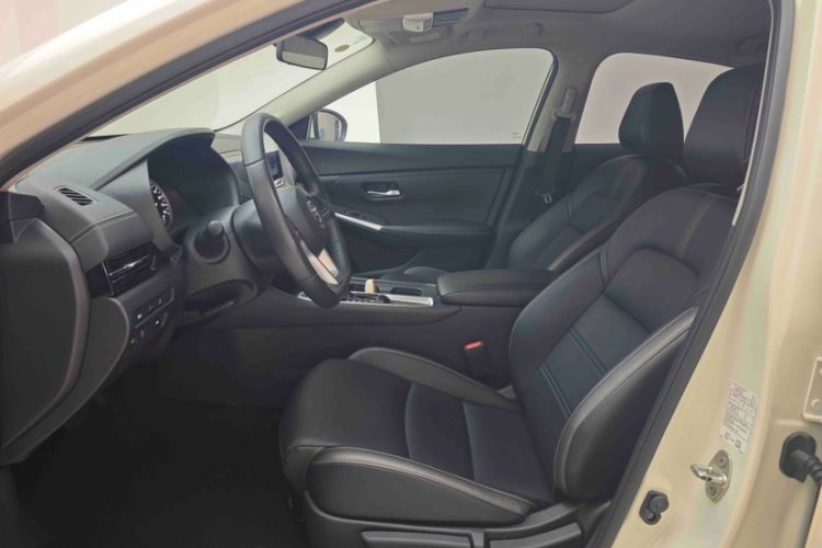Used Nissan Sylphy 2022 1.6L XL CVT Enjoyment Edition Left Front Seat