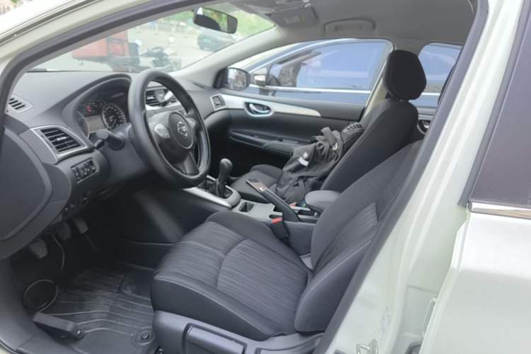 Used Nissan Sylphy 2022 Classic 1.6XE Manual Comfort Edition Left Front Seat