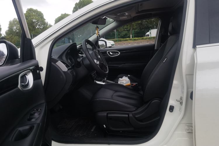 Used Nissan Sylphy 2022 Revised Version Classic 1.6XL CVT Luxury Edition Left Front Seat