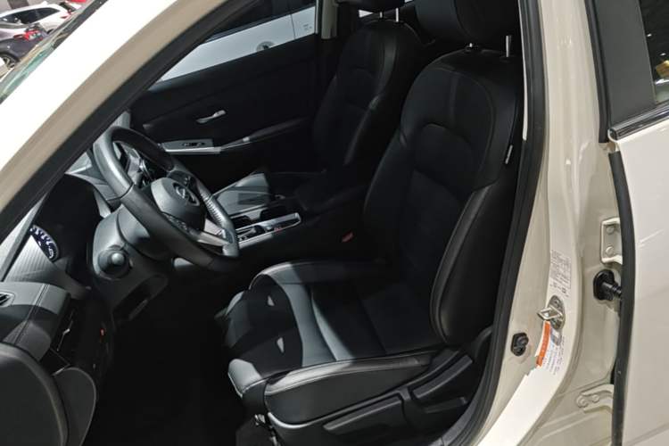 Used Nissan Sylphy 2022 1.6L XL CVT Enjoyment Edition Left Front Seat