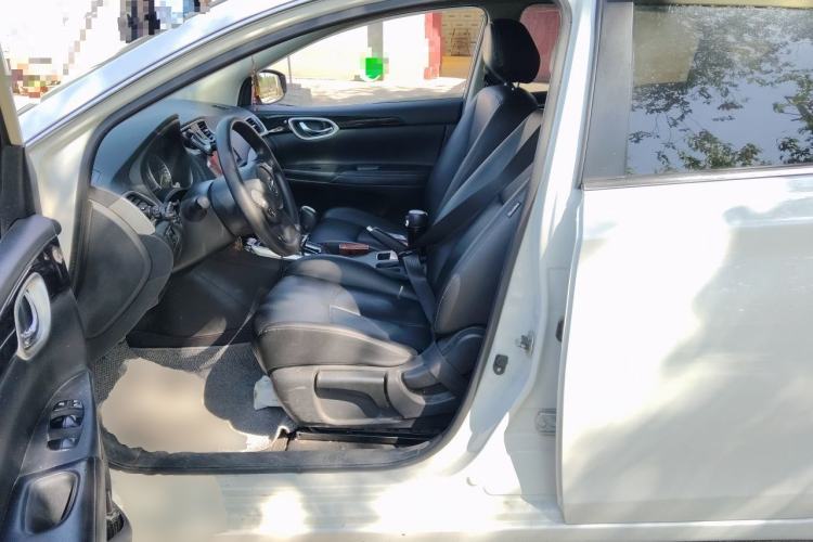 Used Nissan Sylphy 2022 Classic 1.6XL CVT Luxury Edition Left Front Seat
