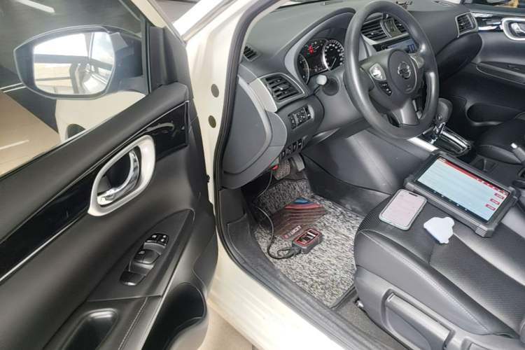Used Nissan Sylphy 2022 Classic 1.6XL CVT Luxury Edition Left Front Seat