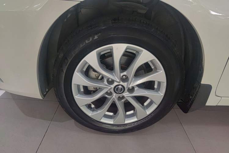 Used Nissan Sylphy 2022 Classic 1.6XE CVT Comfort Edition Left Front Wheel Hub