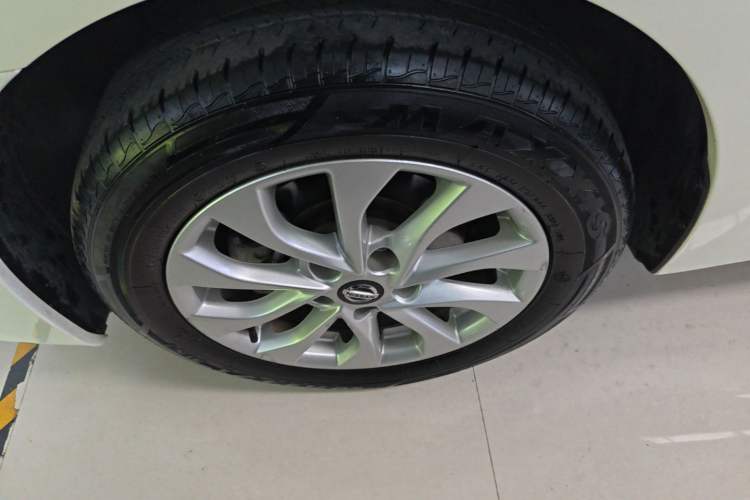 Used Nissan Sylphy 2022 Classic 1.6XL CVT Luxury Edition Left Front Wheel Hub