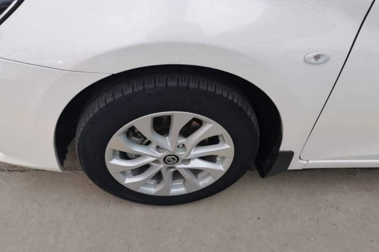 Used Nissan Sylphy 2022 Classic 1.6XE CVT Comfort Edition Left Front Wheel Hub