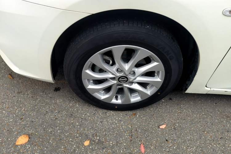 Used Nissan Sylphy 2022 Classic 1.6XE CVT Comfort Edition Left Front Wheel Hub