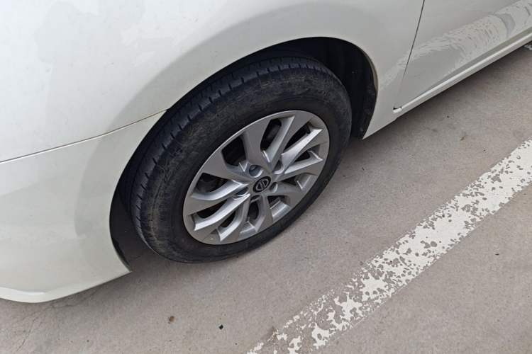 Used Nissan Sylphy 2022 Classic 1.6XE CVT Comfort Edition Left Front Wheel Hub