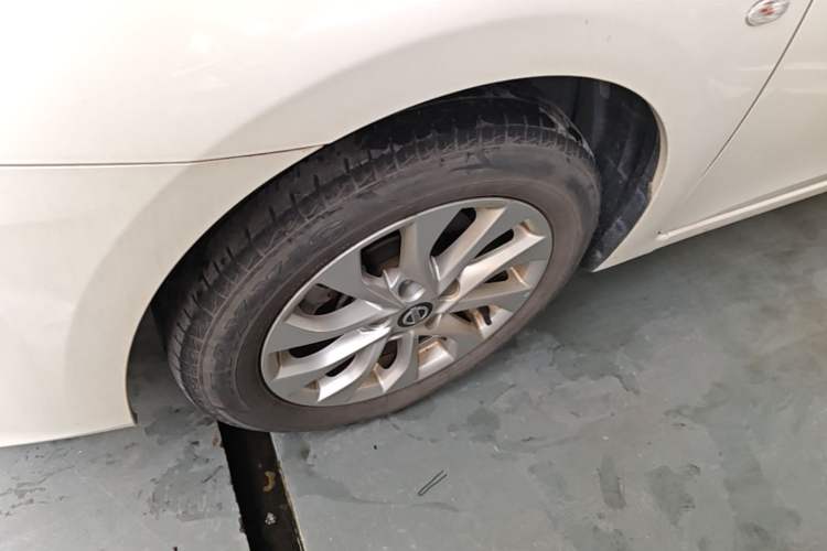 Used Nissan Sylphy 2022 Classic 1.6XE CVT Comfort Edition Left Front Wheel Hub