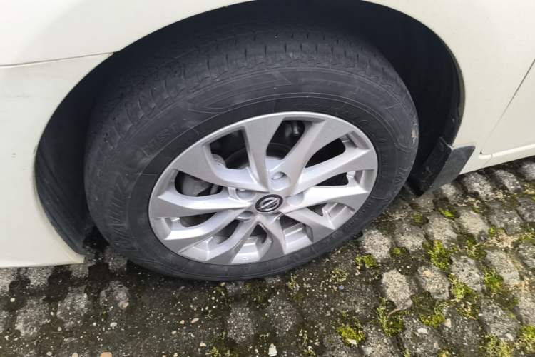 Used Nissan Sylphy 2022 Classic 1.6XE CVT Comfort Edition Left Front Wheel Hub