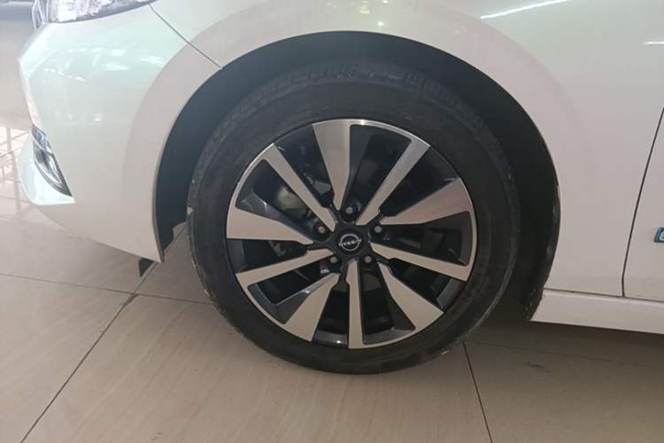 Used Nissan Sylphy 2022 Electric-Drive e-POWER Super Connect PLUS Left Front Wheel Hub