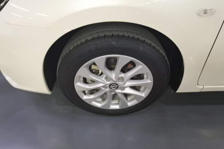 Used Nissan Sylphy 2022 Classic 1.6XE CVT Comfort Edition Left Front Wheel Hub
