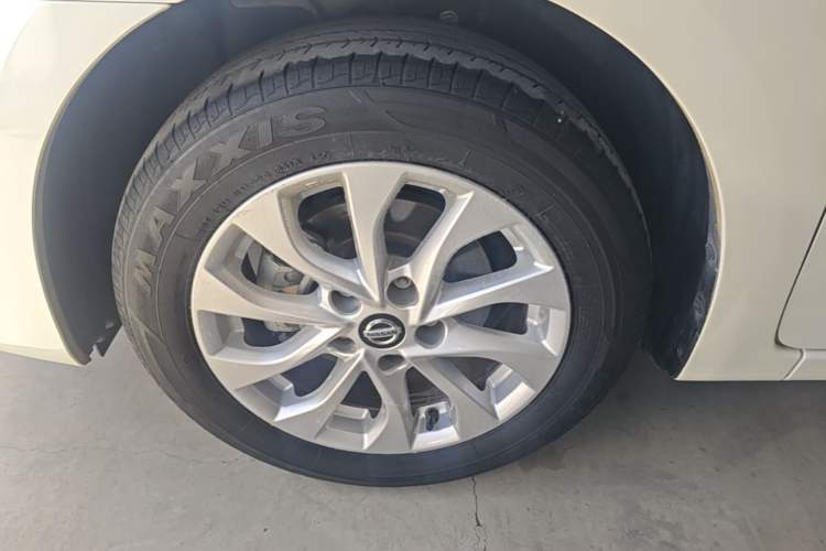 Used Nissan Sylphy 2022 Classic 1.6XL CVT Luxury Edition Left Front Wheel Hub