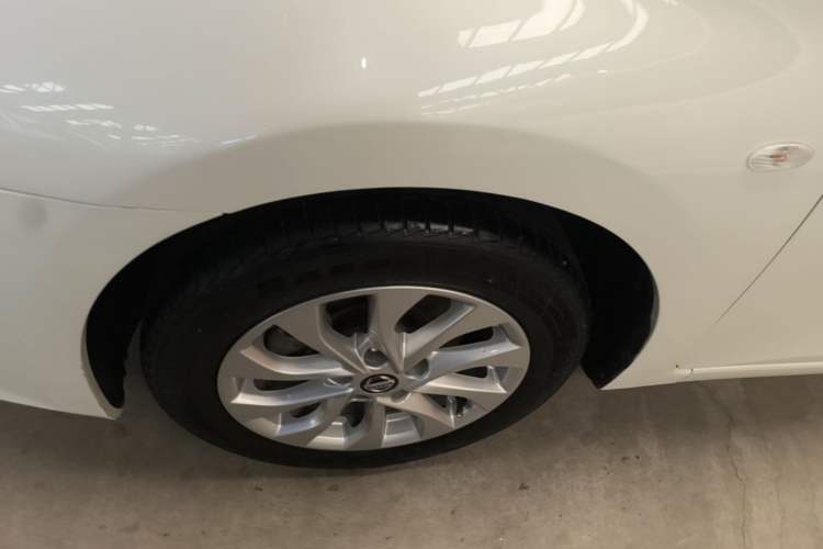Used Nissan Sylphy 2022 Classic 1.6XL CVT Luxury Edition Left Front Wheel Hub