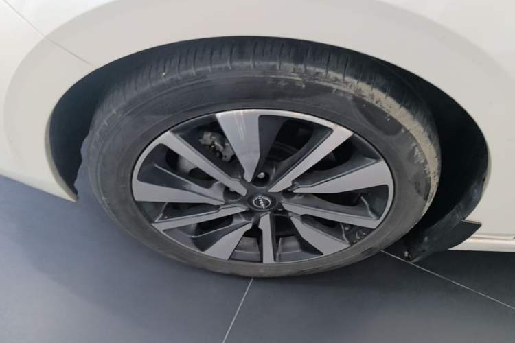 Used Nissan Sylphy 2022 Electric-Drive e-POWER Super Connect PLUS Left Front Wheel Hub