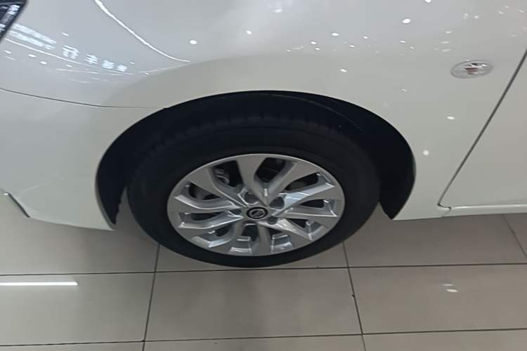 Used Nissan Sylphy 2022 Classic 1.6XE CVT Comfort Edition Left Front Wheel Hub