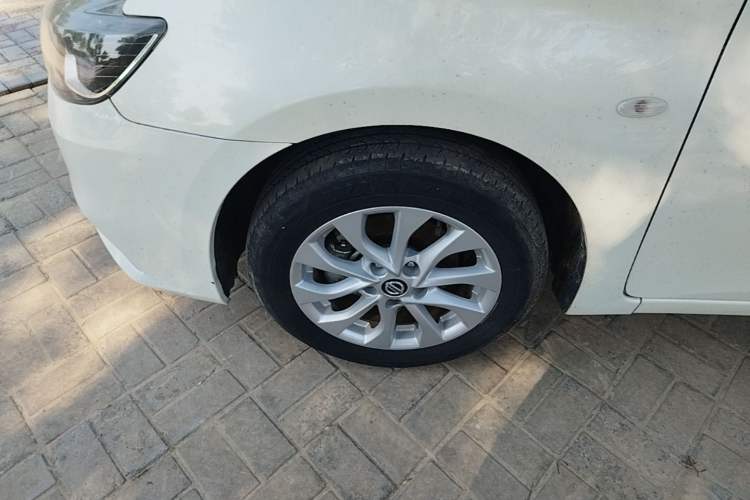Used Nissan Sylphy 2022 Classic 1.6XE CVT Comfort Edition Left Front Wheel Hub